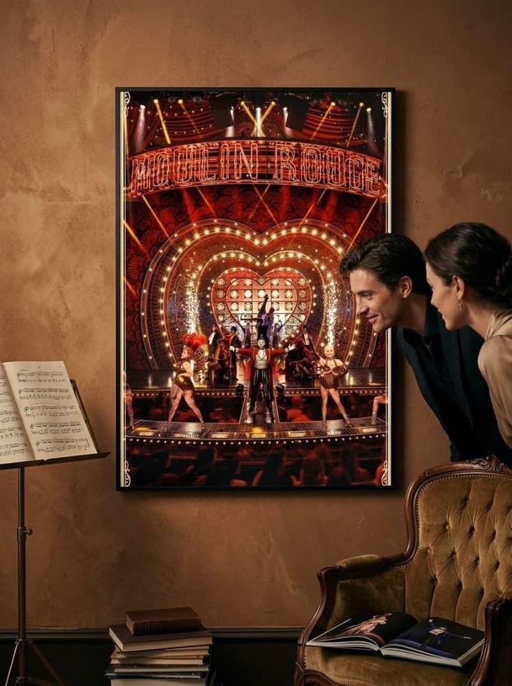 MOULIN ROUGE